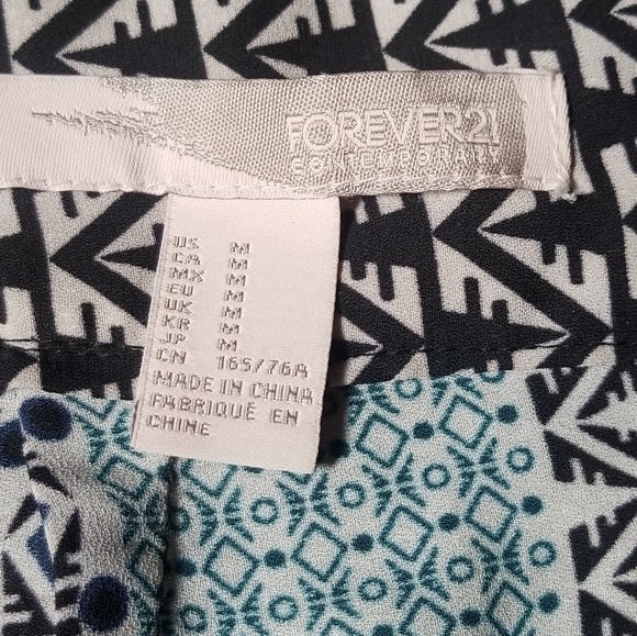 Wide Leg Split Pants - Picture 4 of 4